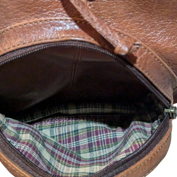 Overland Outfitters Brown Leather Backpack Zip Top Adjustable Straps Pockets - Picture 3 of 10